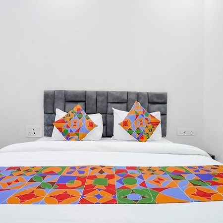 Hotel Fabexpress Bhau Residency - Nr Mumbai International Airport Esterno foto