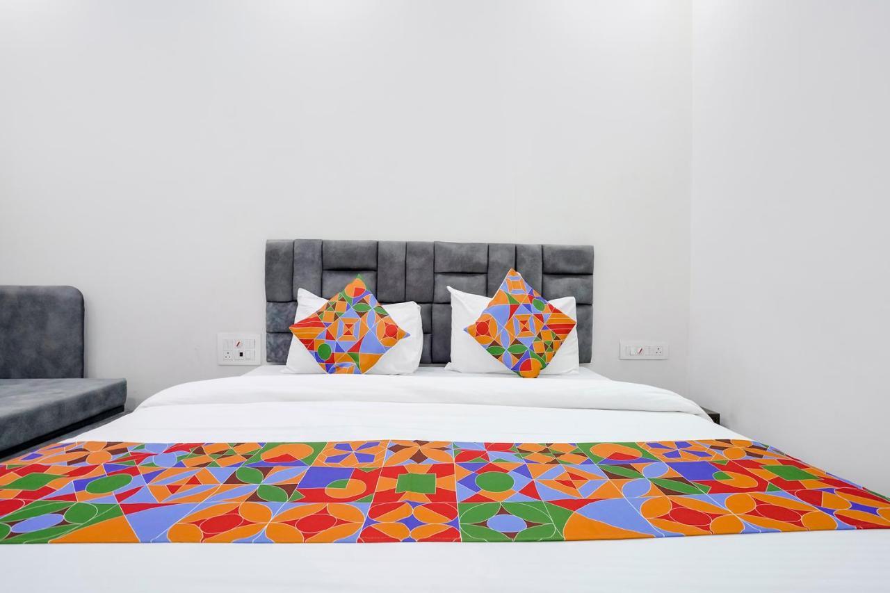 Hotel Fabexpress Bhau Residency - Nr Mumbai International Airport Esterno foto