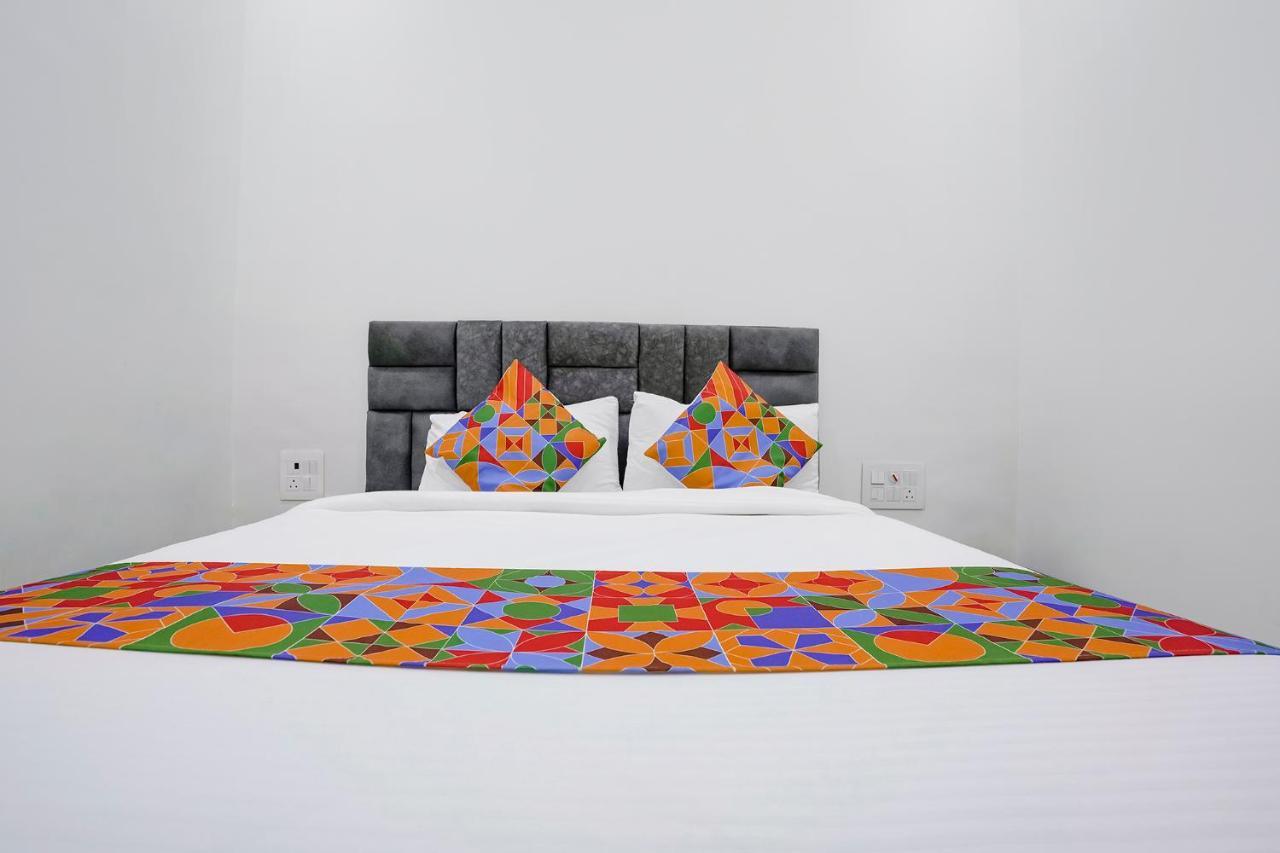 Hotel Fabexpress Bhau Residency - Nr Mumbai International Airport Esterno foto