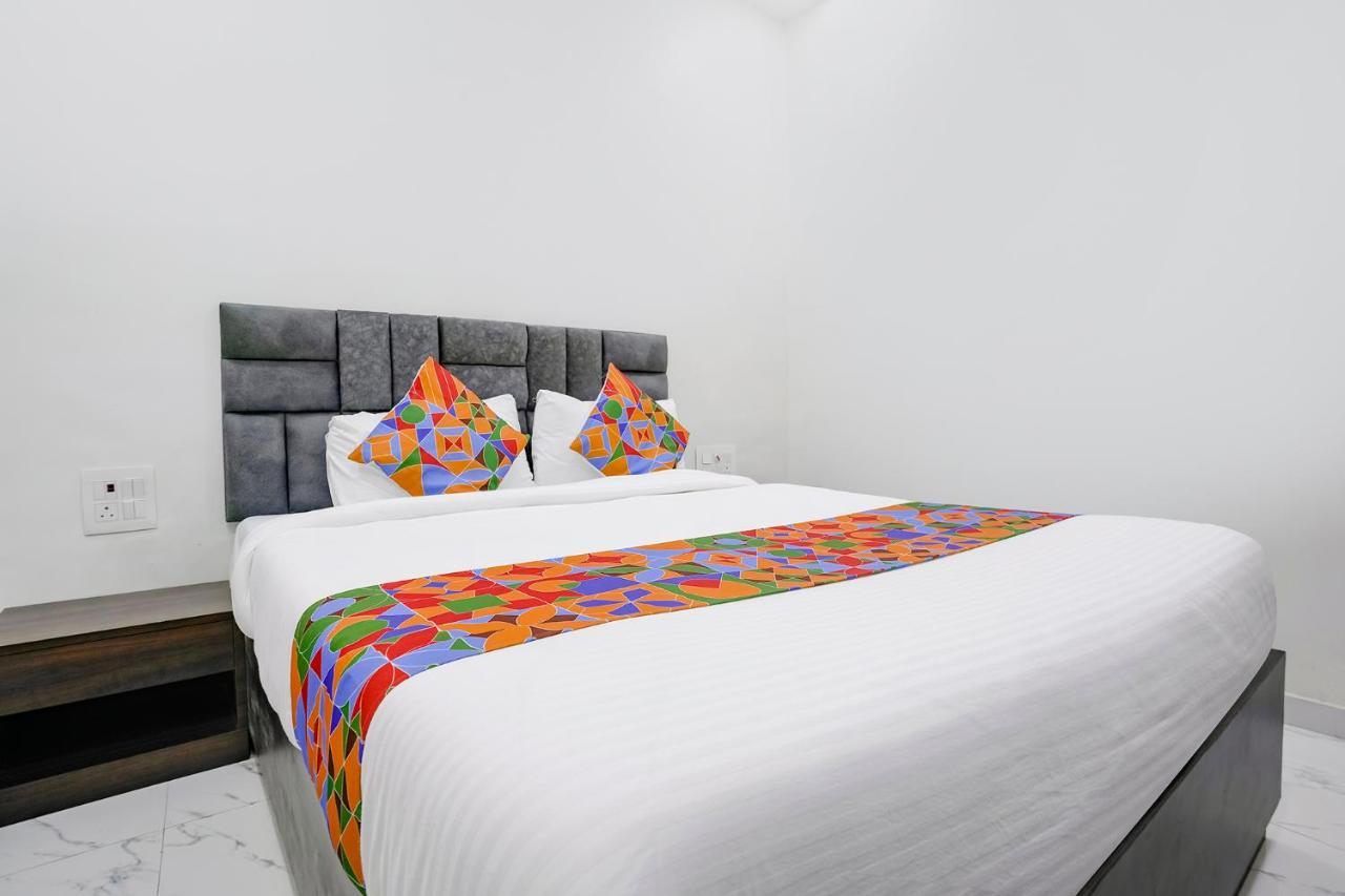 Hotel Fabexpress Bhau Residency - Nr Mumbai International Airport Esterno foto