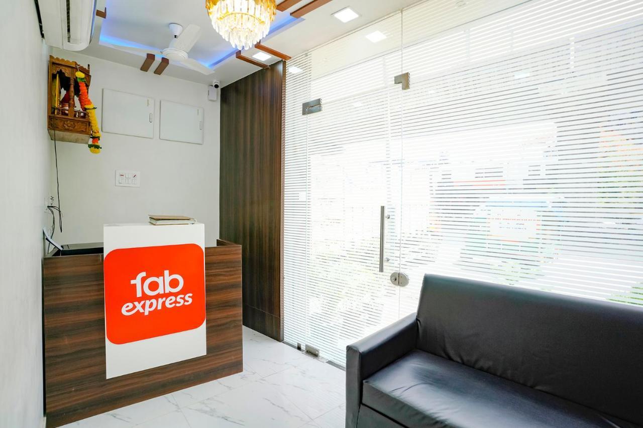 Hotel Fabexpress Bhau Residency - Nr Mumbai International Airport Esterno foto